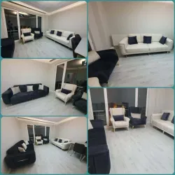 Custom image caption